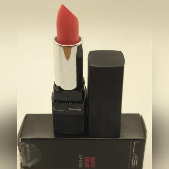 Rouge à lèvres couleur mate LiSi Cosmetics