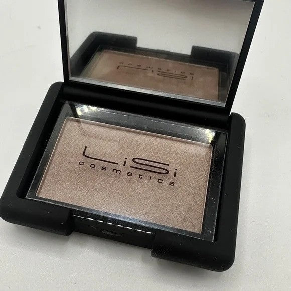 Fard à paupières Satin Eyes de LiSi Cosmetics